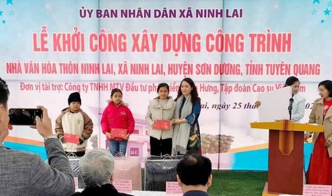 CÔNG TY CỔ PHẦN BỆNH VIỆN CHÂM CỨU VÀ Y HỌC CỔ TRUYỀN VIỆT NAM: CHUNG TAY SƯỞI ẤM những mảnh đời khó khăn 